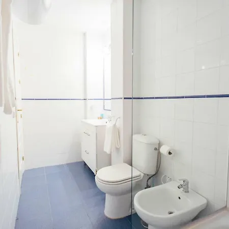 One & Lux- Lagar Apartment Seville